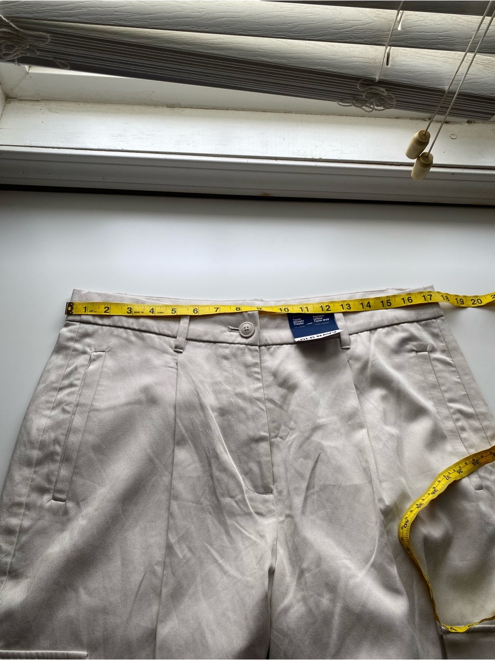 Old Navy Taylor High Rise Straight Cargo Trousers Woman Large Adjustable Waist - Picture 8 of 15